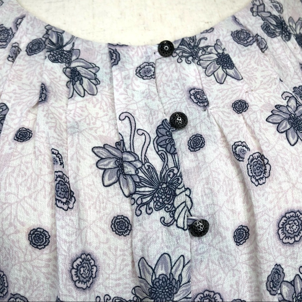 Lucky Brand semi-sheer crepe buttoned lotus top XS - Picture 2 of 8